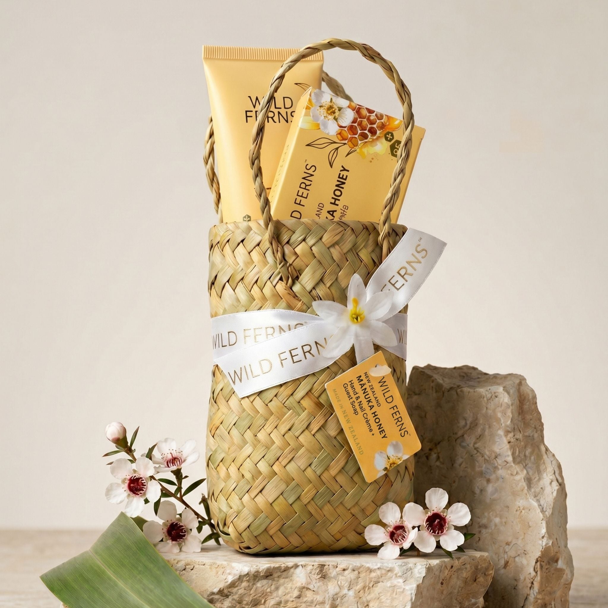 Woven Basket Manuka Honey